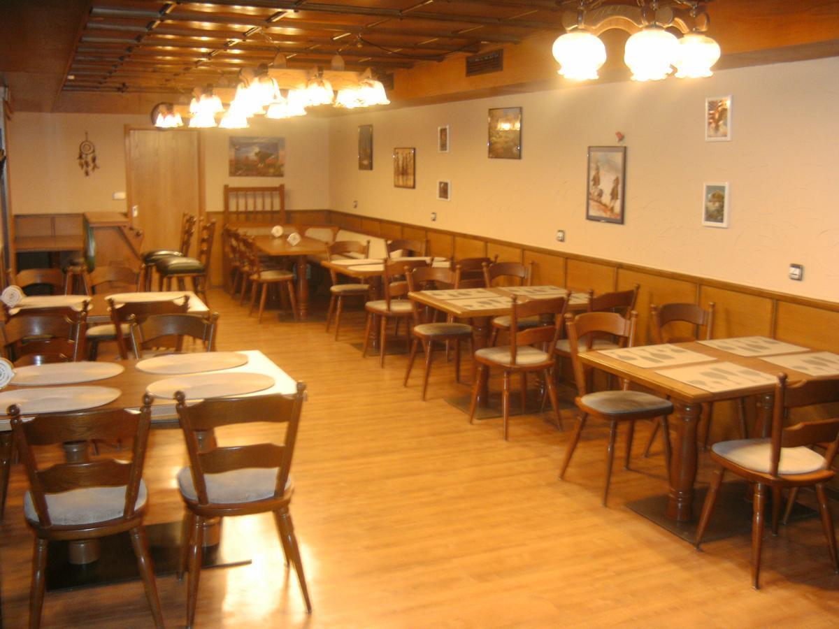 לינדלאר Monteurhotel Garni Alter Olper Hof מראה חיצוני תמונה