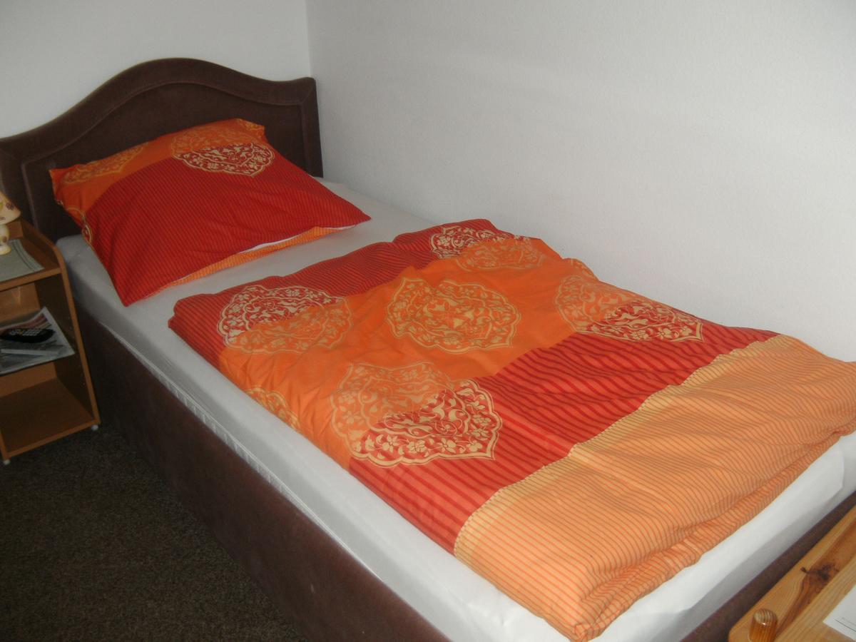 לינדלאר Monteurhotel Garni Alter Olper Hof מראה חיצוני תמונה